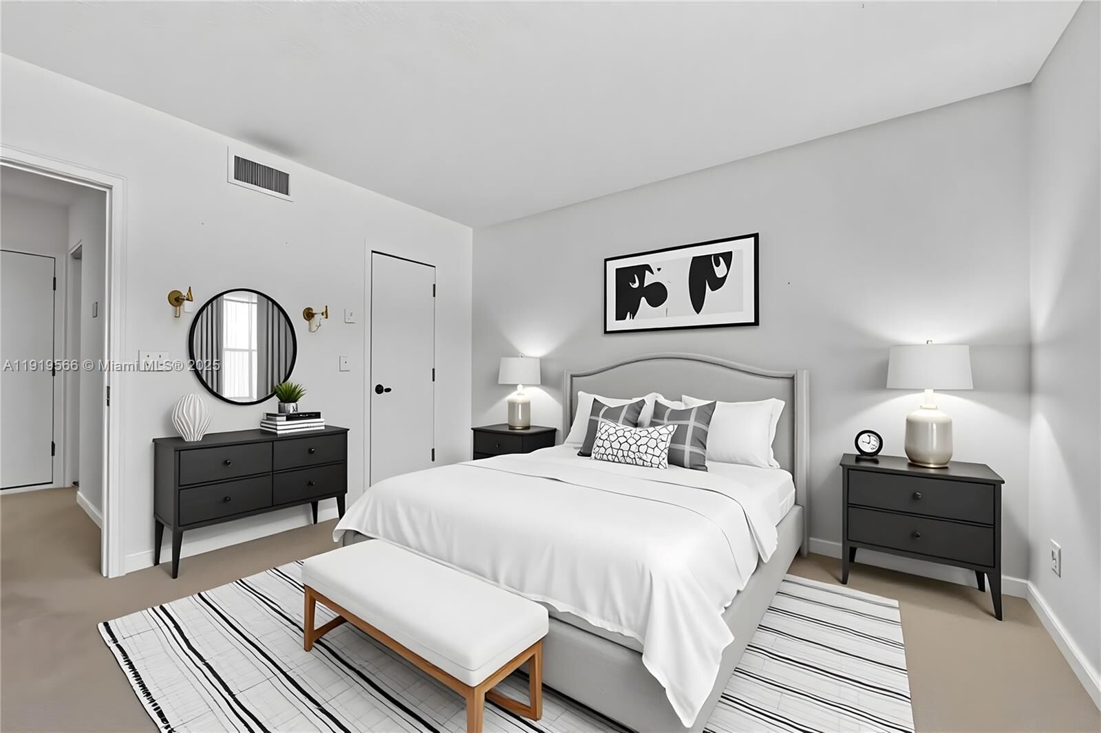 Property Photo: 5840 NE 22nd Way 725 FL 33308