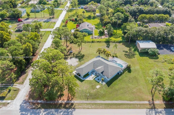 17996 N 42nd Rd N  Loxahatchee FL 33470 photo