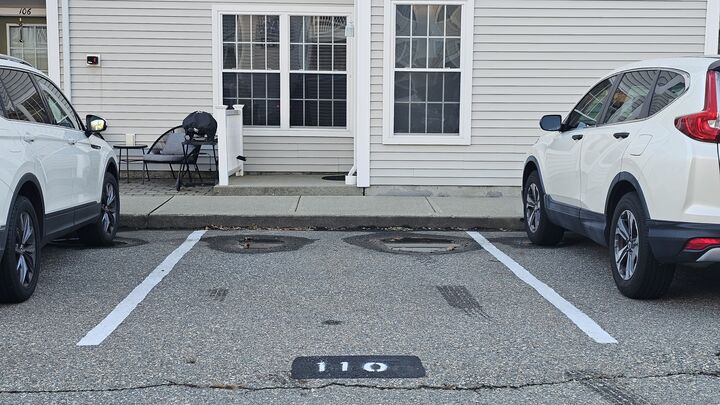 Property Photo:  136 Meridian Street 110  CT 06340 