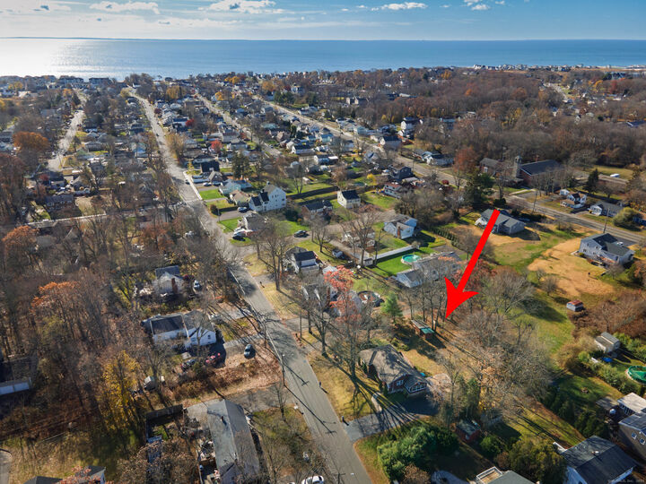 Property Photo: 4 Sorrento Avenue CT 06512