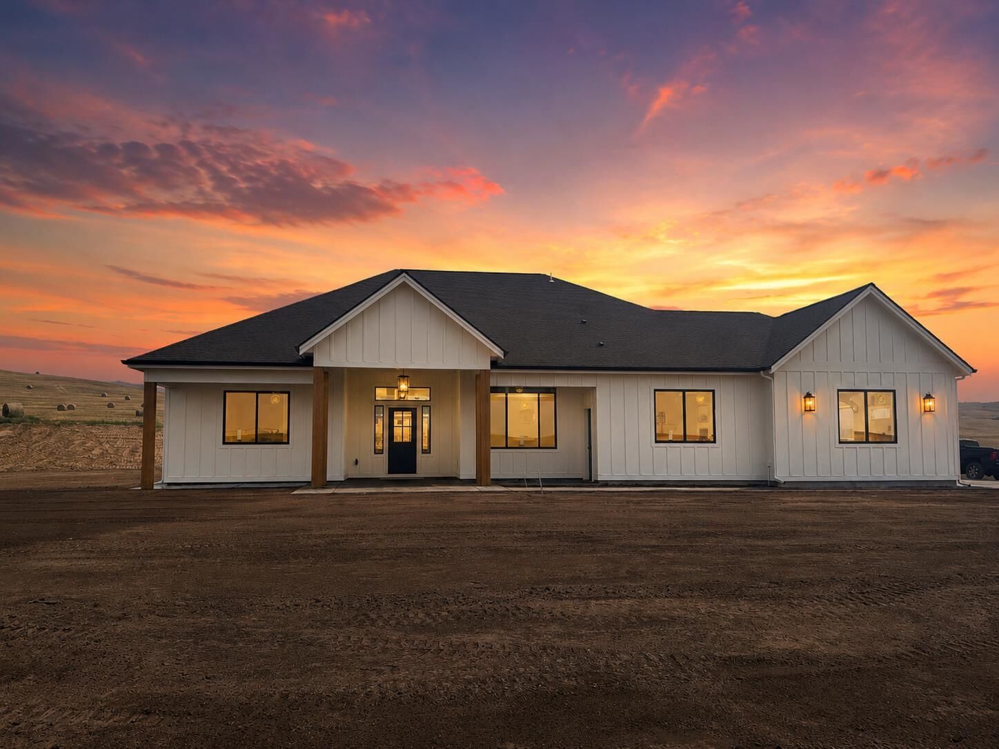 Property Photo: 15141 S Andrus Rd WA 99004