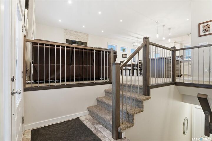 Property Photo:  439 Senick Bay  SK S7T 0P5 