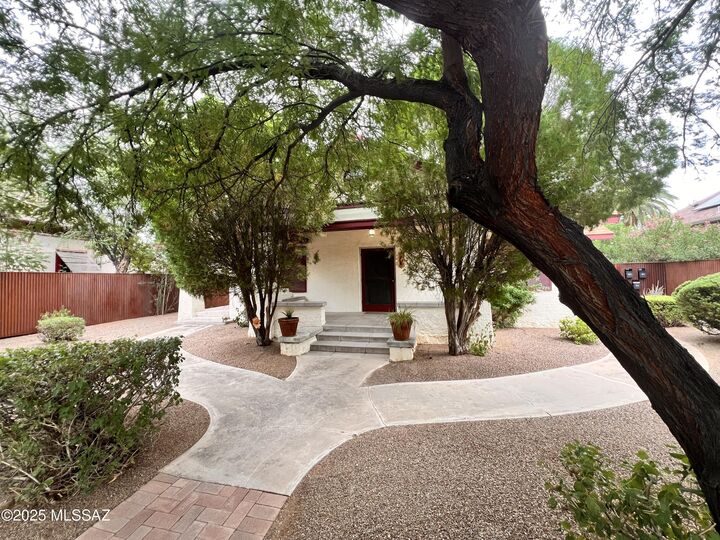 Property Photo: 525 S 4th Avenue AZ 85701