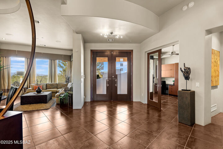 Property Photo: 2200 W Owl Head Place AZ 85742