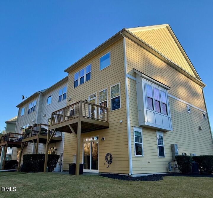 Property Photo:  634 Edgewater Ridge Court  NC 27523 