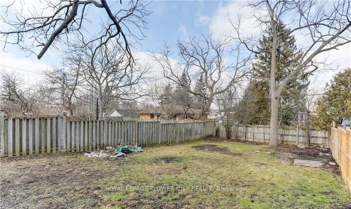 Property Photo: 50 Emery Street W ON N6J 1R6