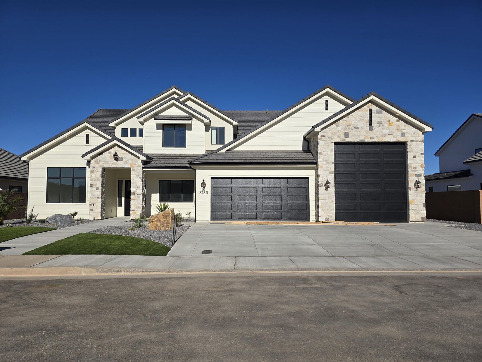 Property Photo: 3139 E 2170 S UT 84790