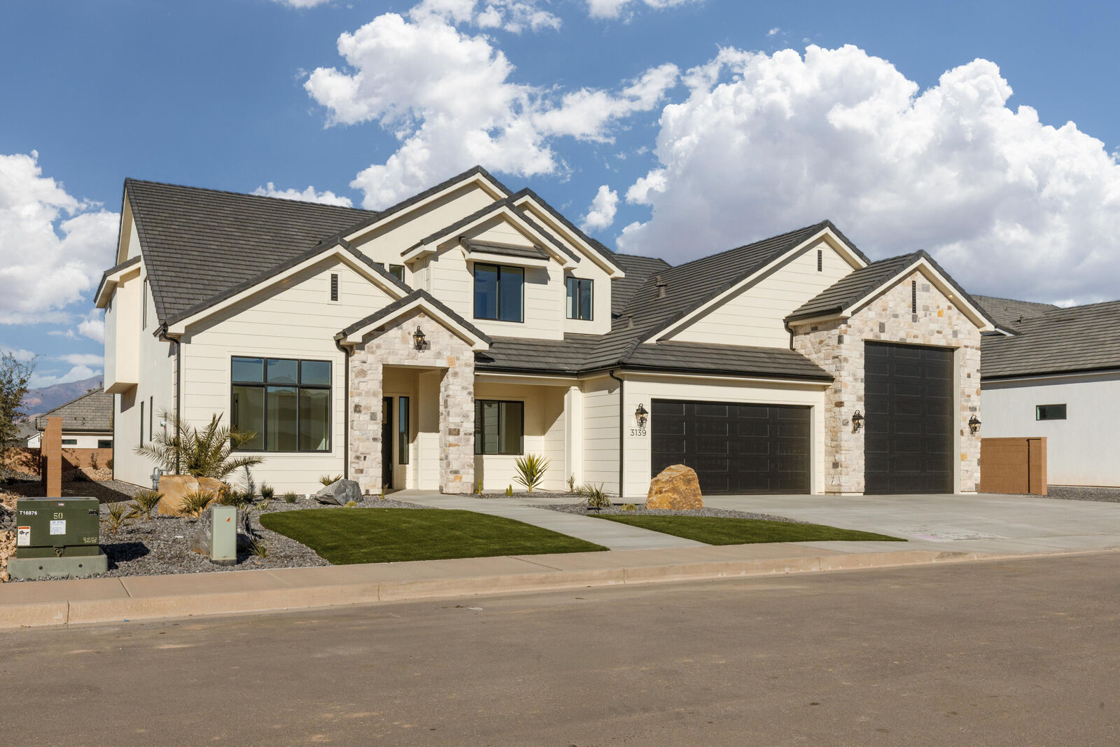 Property Photo:  3139 E 2170 S  UT 84790 