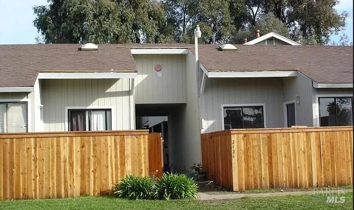 Property Photo:  2424 Kenton Court  CA 95407 