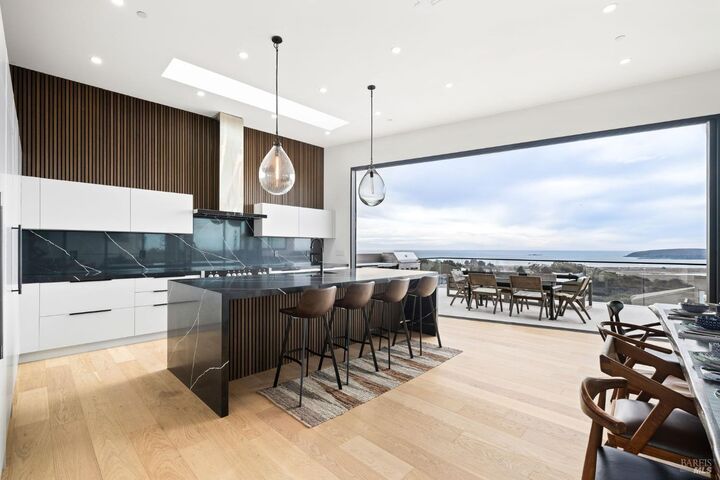 Property Photo:  1536 Sea Way  CA 94923 