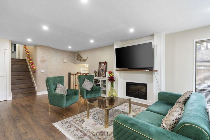 Property Photo: 19745 48A Avenue BC V3A 4W2