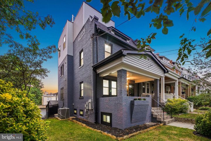 Property Photo:  461 Delafield Place NW  DC 20011 