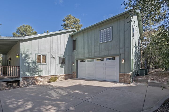 Property Photo:  507 N Manzanita Drive  AZ 85541 