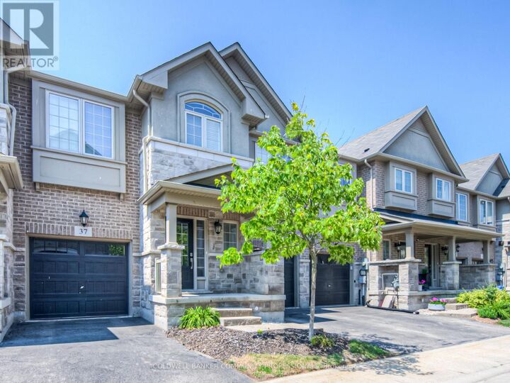 Property Photo:  215 Dundas Street East 38  ON L8B 0X1 