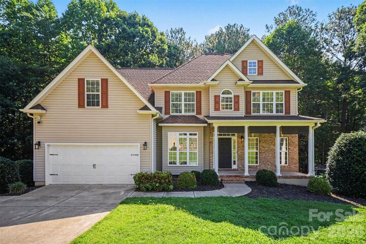 Property Photo:  214 Harbor Landing Drive  NC 28117 
