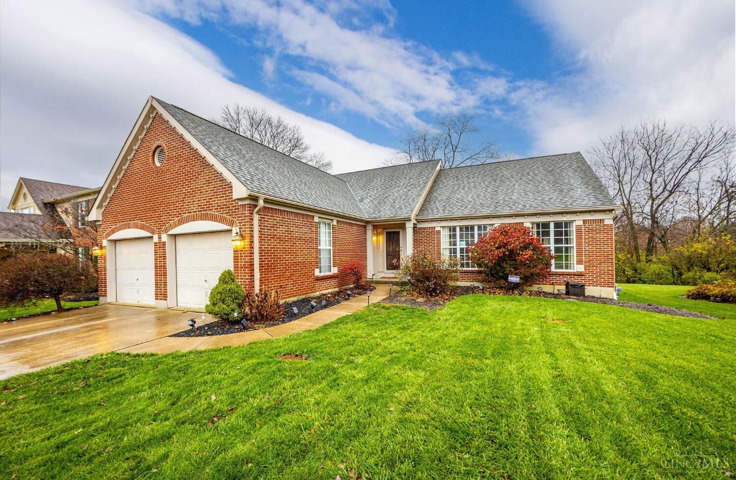 Property Photo:  9160 Cobblechase Court  OH 45251 