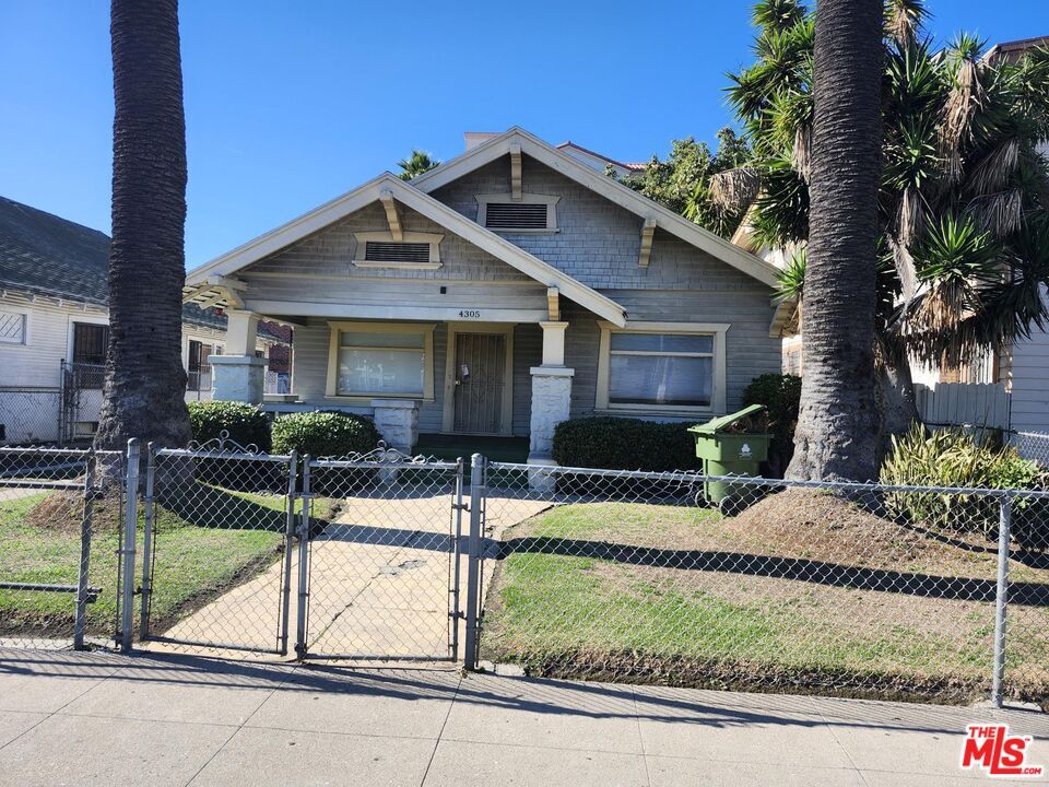 Property Photo: 4305 S Flower St CA 90037
