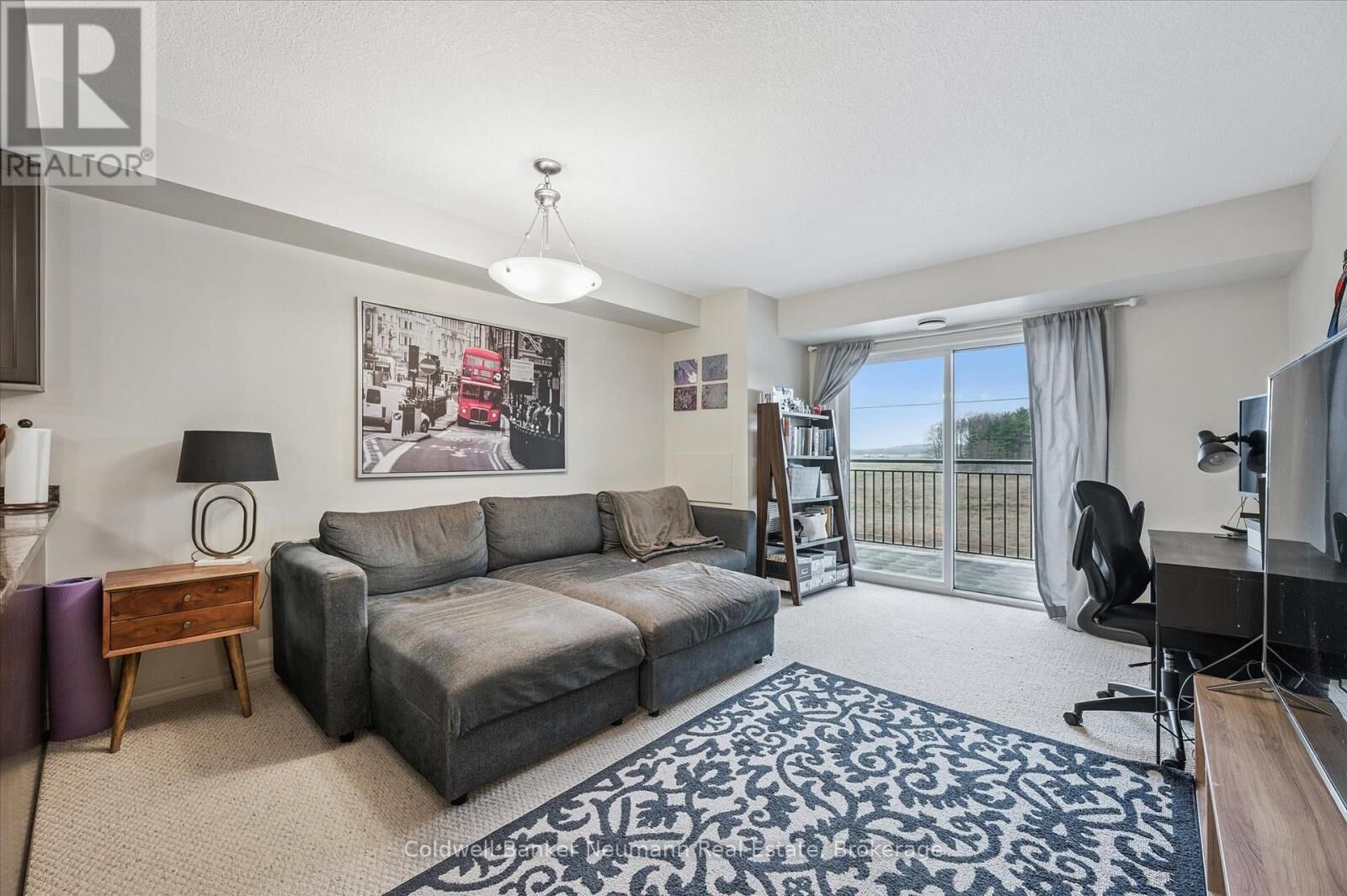 Property Photo: 45 Kingsbury Square 406 ON N1L 0L2