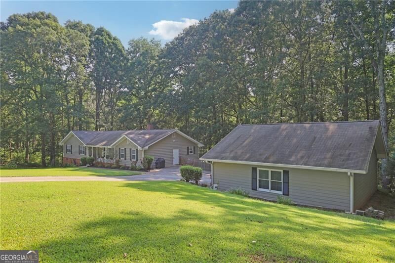 Property Photo:  3284 Creekside Drive SE  GA 30094 