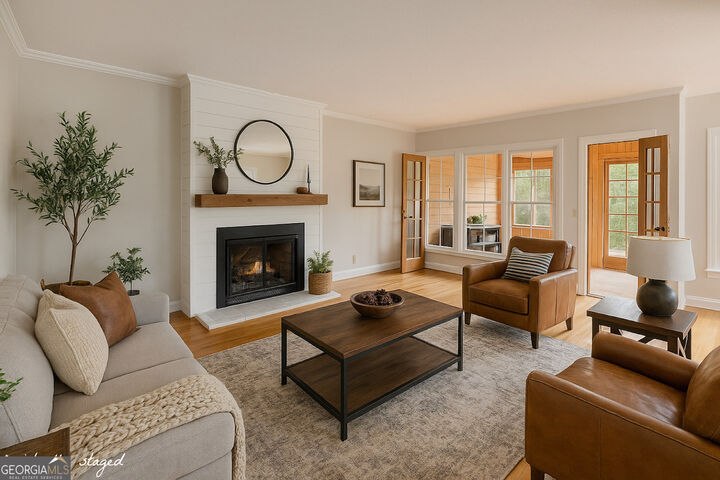 Property Photo:  116 Manor Way  GA 30117 