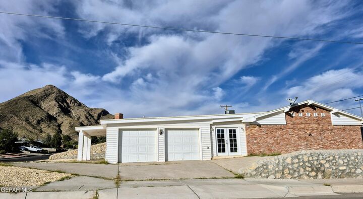 Property Photo: 4700 Louisiana Street TX 79930