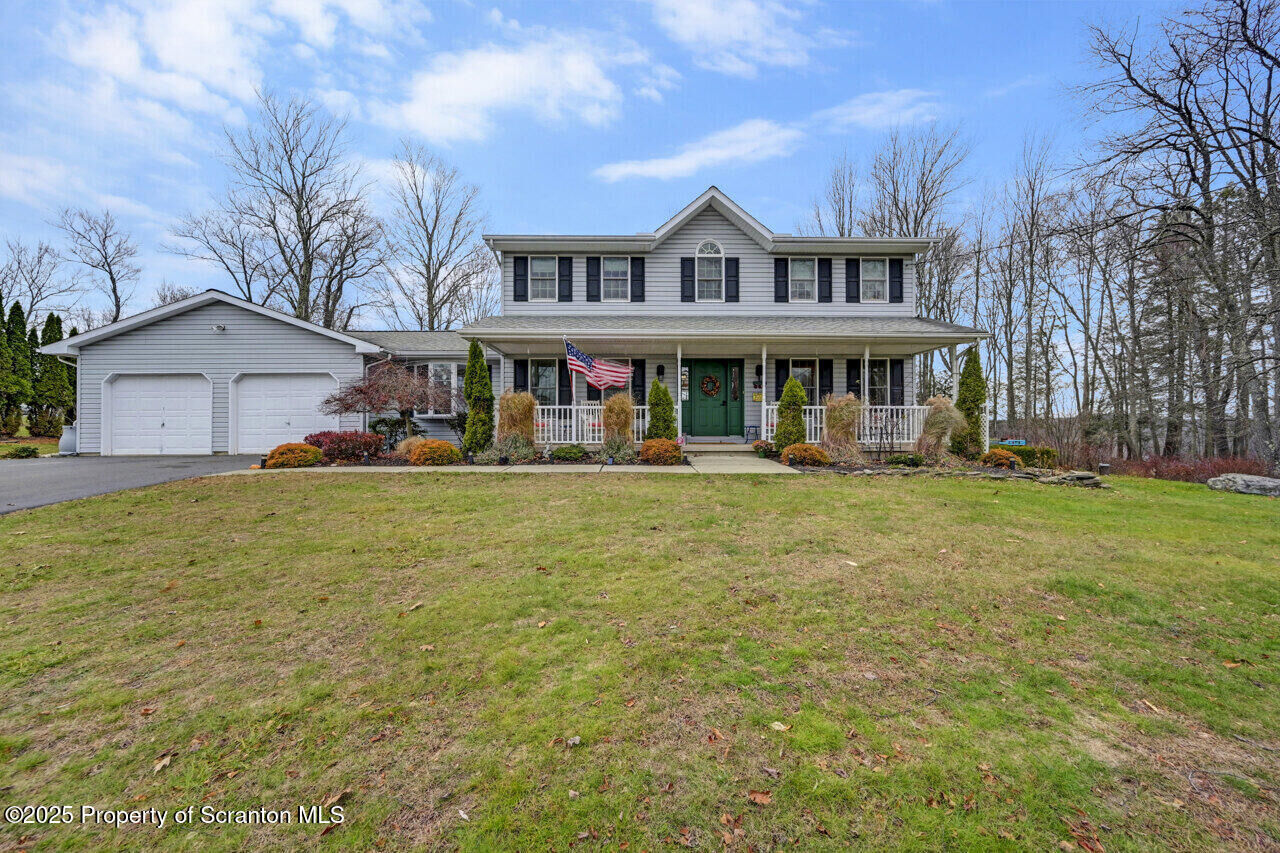 Property Photo: 407 Hill PA 18444