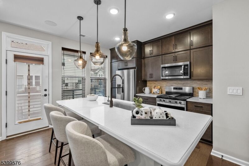 Property Photo: 4 Sadie Cir 4204 NJ 07083