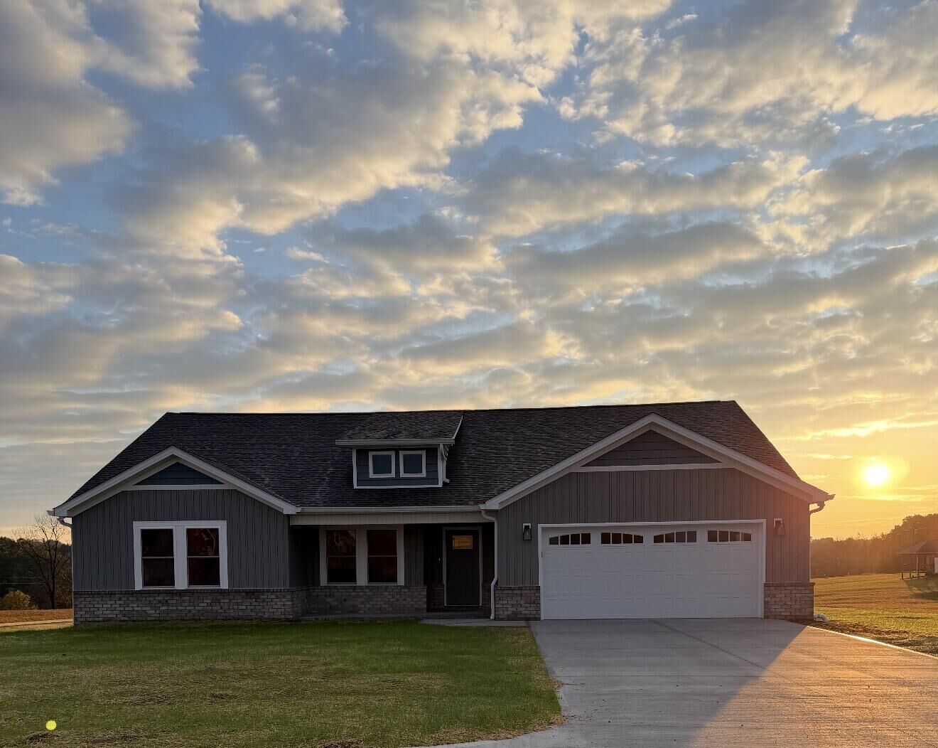 Property Photo:  167 Lone Oak Court  KY 42503 