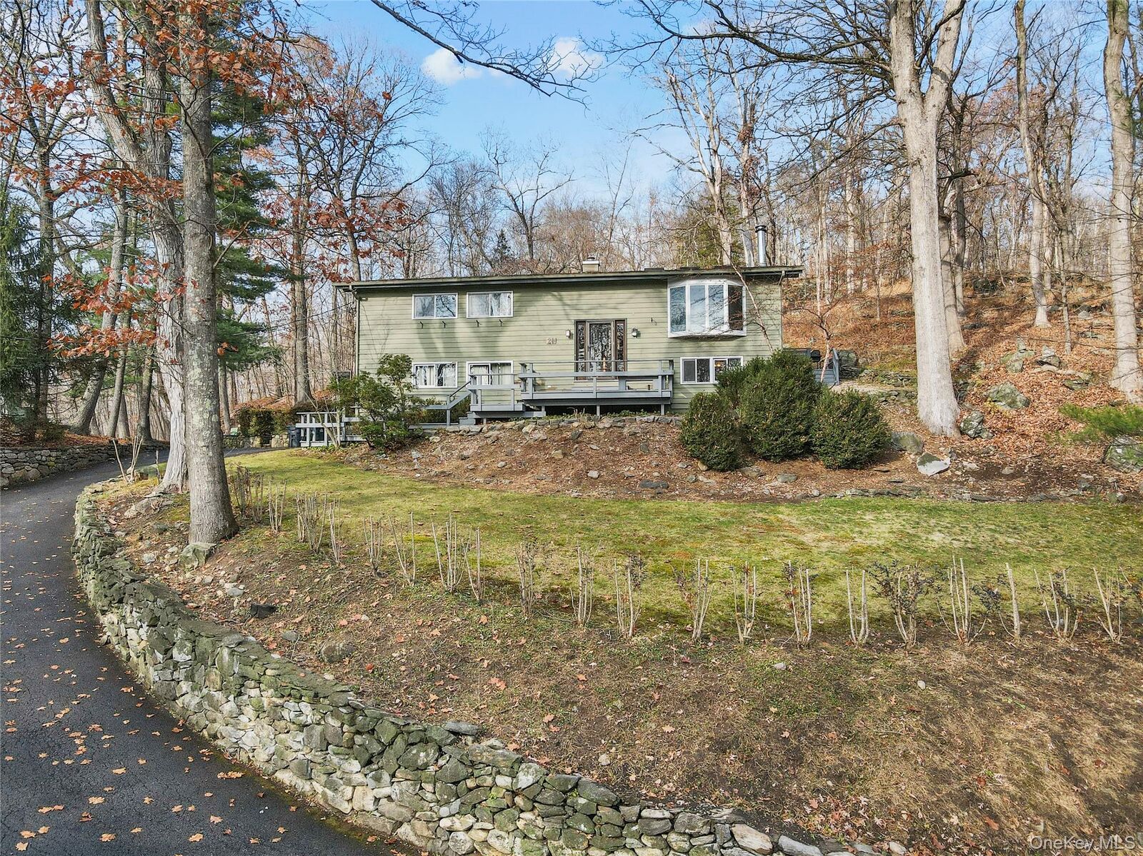 Property Photo:  20 Cedar Road E  NY 10536 