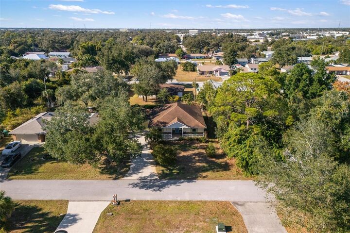 Property Photo:  1054 Arden Terrace NW  FL 33948 