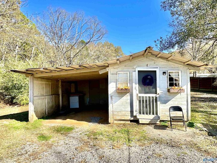 Property Photo:  140 Happiness Drive  AL 35768 