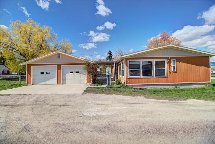 304 11th Avenue E  Polson MT 59860 photo