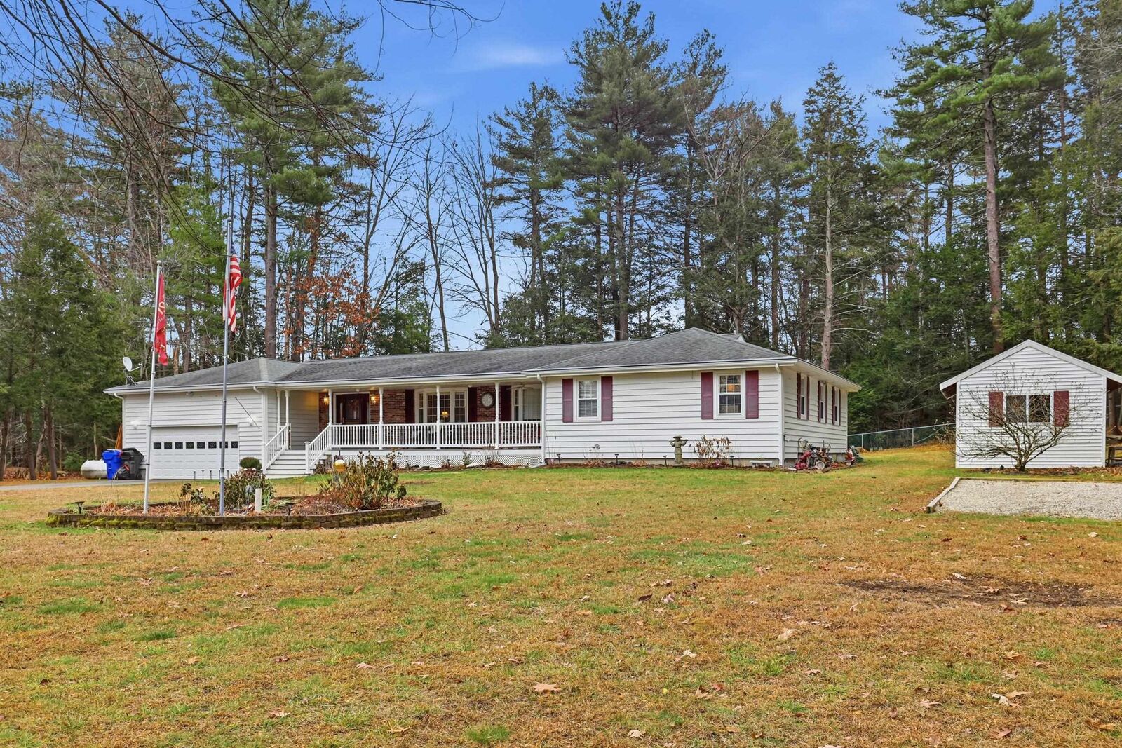 Property Photo:  27 Alvirne Drive  NH 03051 