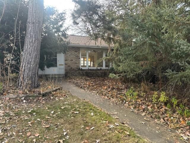 Property Photo:  1606 Pinehurst Avenue  MN 55116 