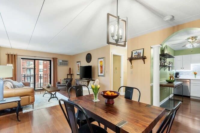 Property Photo:  137 Franklin Street 404  MA 02180 