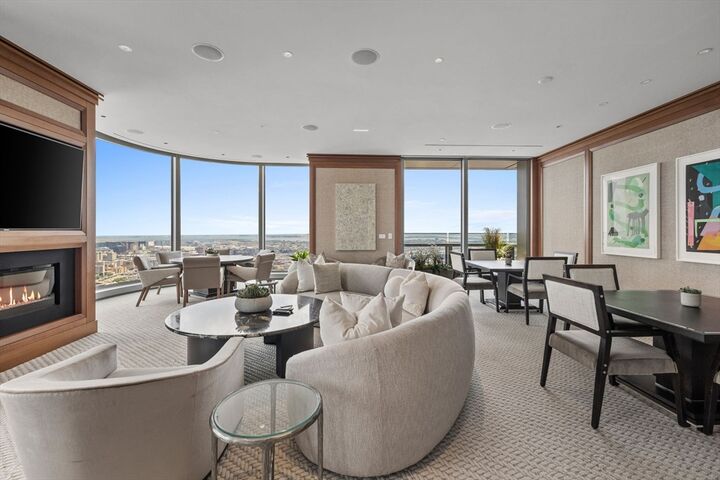 Property Photo:  1 Dalton Street 5503  MA 02115 