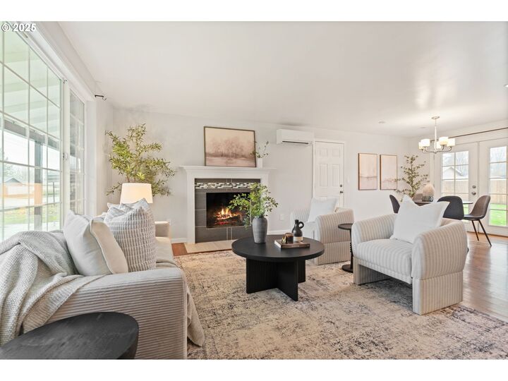 Property Photo:  1948 NE Sunrise Ln  OR 97124 