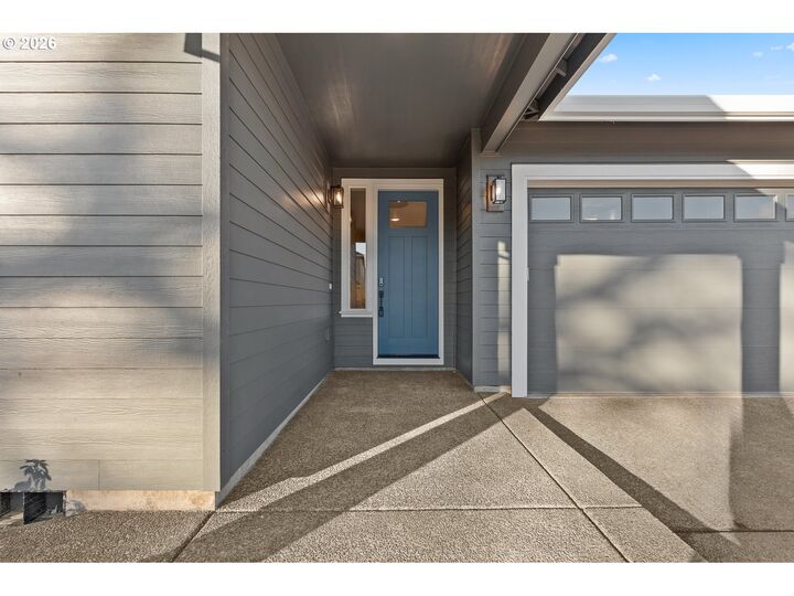 Property Photo:  7329 SW Brisband St  OR 97070 