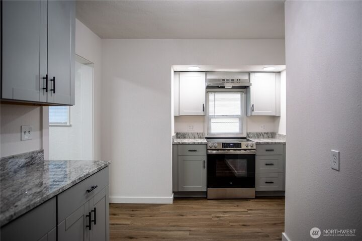 Property Photo: 526 Hillkress Street WA 98531