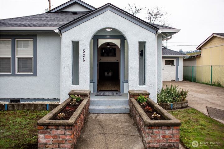 Property Photo: 526 Hillkress Street WA 98531