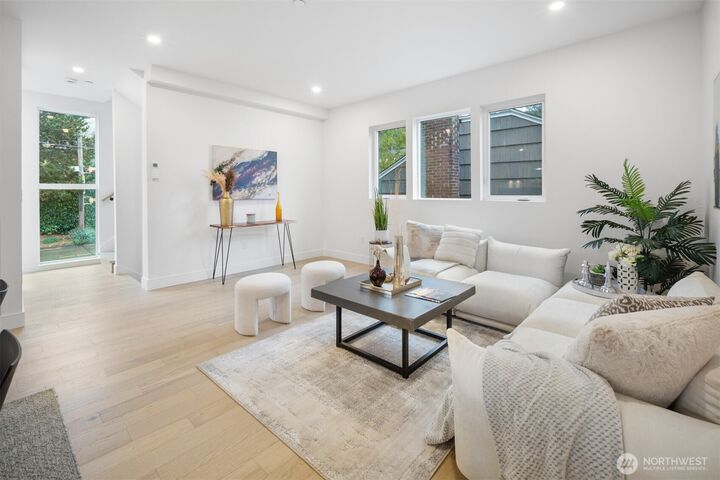 Property Photo:  6014  35th Avenue NE  WA 98115 