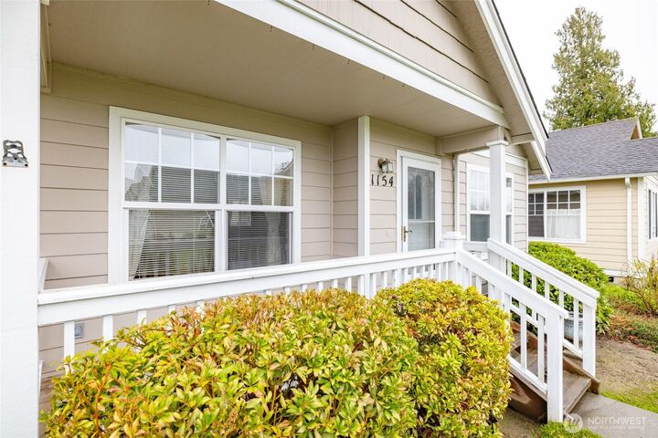 Property Photo:  1154  Sinclair Way  WA 98233 
