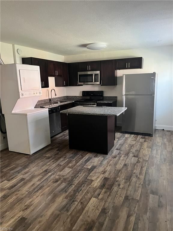 Property Photo: 1001 Little Bay Ave A7 VA 23503