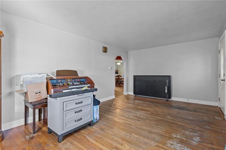 Property Photo:  190 Chapmans Avenue  RI 02886 