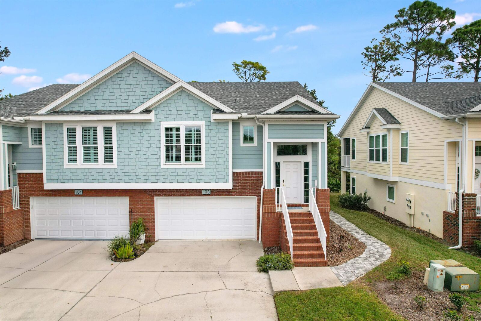 Property Photo:  103 Sunset Cir  FL 32080 