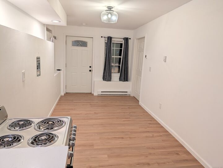 Property Photo:  23 Mechanics Street 101  CT 06260 