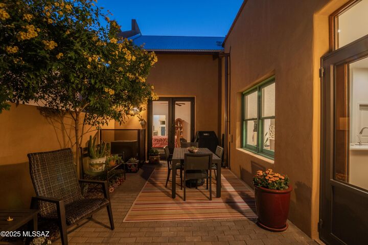 Property Photo: 448 S Meyer Avenue AZ 85701