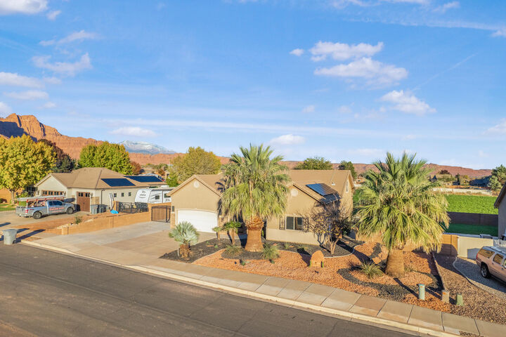 Property Photo: 249 S 100 W UT 84738