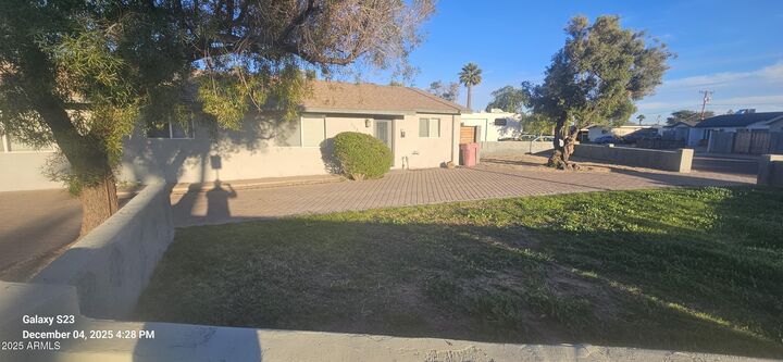 Property Photo: 6838 E Edgemont Avenue AZ 85257