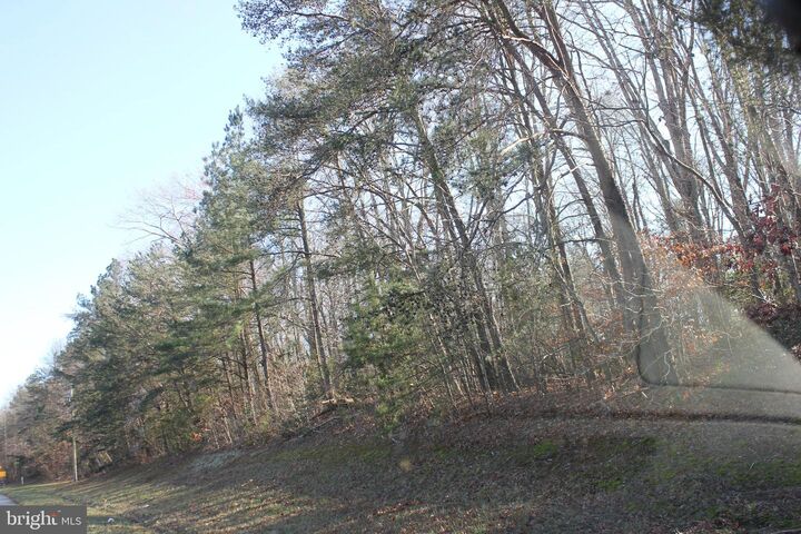 Property Photo:  3 Notch  MD 20659 